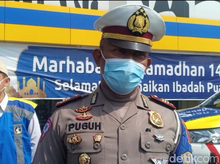 Kanit PJR Jatim 6 AKP Puguh Winarno