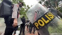 Polda Metro Jaya menyatakan siap mengamankan aksi demonstrasi mahasiswa.   