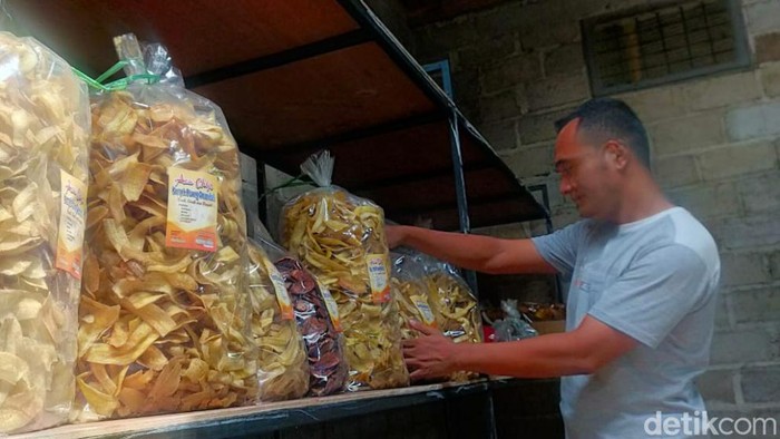 Keripik pisang cavendish