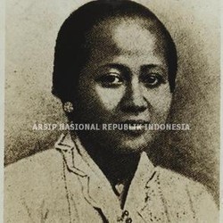 Mari Baca Lagi 3 Buku untuk Mengenal RA Kartini
