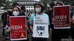 Momen Mahasiswa-Ojol di Bandung Tolak Presiden 3 Periode