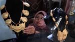 Menjaga Kilau Perak Khas Koto Gadang