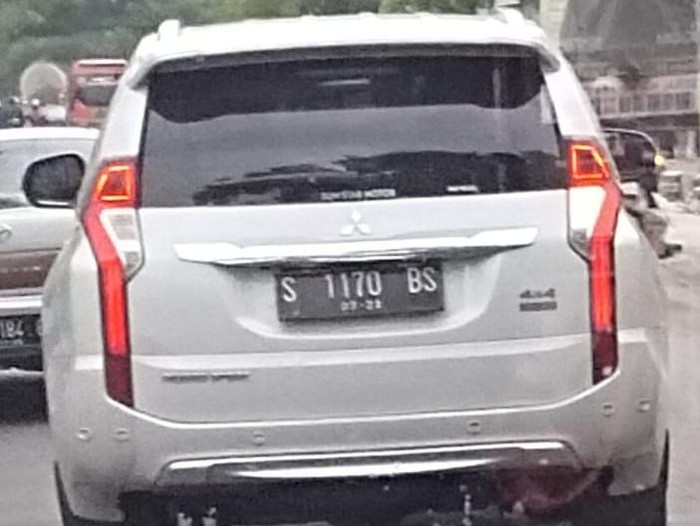 Mobil dinas Bupati Bojonegoro