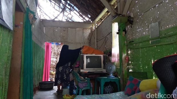 Perjuangan ibu di Sampang, seorang diri hidupi 4 anaknya