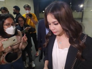 Malam-malam Penyanyi Rossa Penuhi Panggilan Bareskrim Terkait DNA Pro