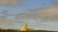 Kementerian Pertahanan Rusia mengatakan dalam sebuah pernyataan bahwa uji coba rudal antarbenua itu berhasil berlangsung di kosmodrom Plesetsk di Rusia utara. Rudal balistik antarbenua superberat Sarmat dirancang untuk menghindari sistem pertahanan anti-rudal dengan fase dorongan awal yang singkat, memberi sistem pengawasan musuh peluang kecil untuk dilacak.