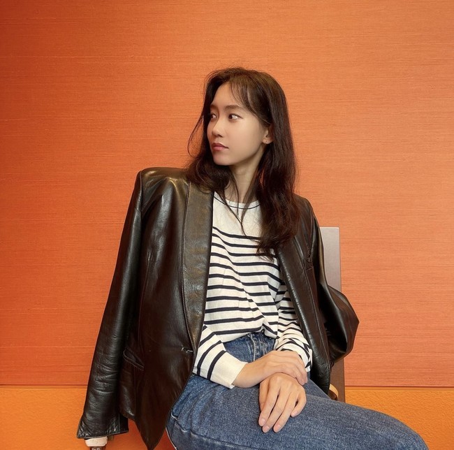 Drama Korea The Youngest Son of a Conglomerate akan menampilkan aksi kejar-kejaran Shin Hyun Bin yang berperan sebagai jaksa dan Song Joong Ki yang terlibat praktik warisan ilegal ‘keluarganya’. Foto: dok. Instagram @hyunbeenshin