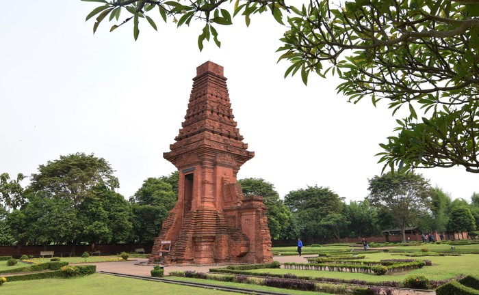 Mojomerto, Indonesia - November 7, 2016: Bajang Ratu gate graceful relics of the kingdom of Java Majapahit in Trowulan, Mojokerto, East Java, Indonesia