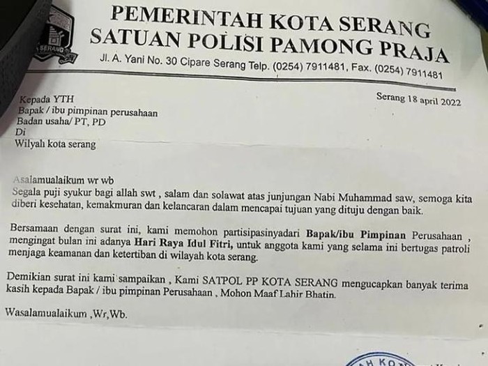 Surat permintaan tunjangan hari raya (THR) dengan kop surat dari Satpol PP Kota Serang viral di medsos. Ini penjelasan Satpol PP Kota Serang. (dok Istimewa)