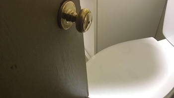 Biar muat pintunya. Foto: Brightside