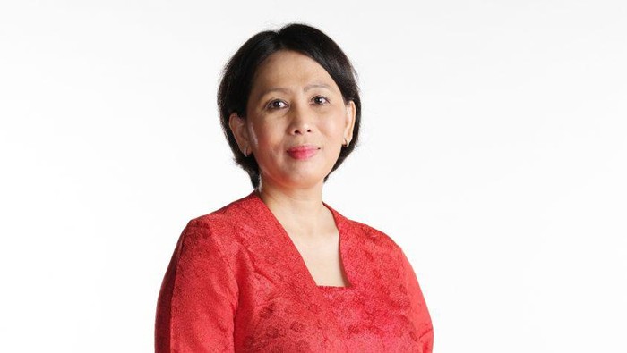 Direktur Public Affairs, Communications & Sustainability Coca-Cola Europacific Partners Indonesia (CCEP Indonesia) Lucia Karina
