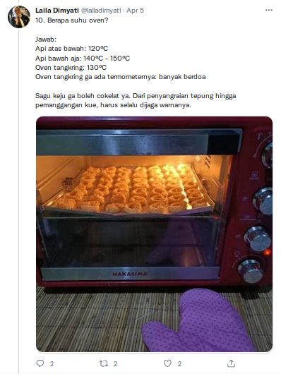 Sagu keju, kue favorit saat lebaran tiba. Terbuat dari campuran tepung sagu dan keju cheddar yang teksturnya lembut lumer di dalam mulut.