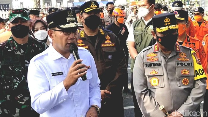 Gubernur Jabar Ridwan Kamil