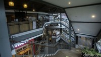 Dengan beragam fasilitas yang tersedia dan konsepnya yang unik serta sky bridge, tak heran Resta Pendopo KM 456 jadi salah satu rest area favorit pengendara saat melintasi Tol Semarang-Solo.