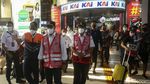 Cek Kesiapan, Menhub Sapa Pemudik di Stasiun Gambir