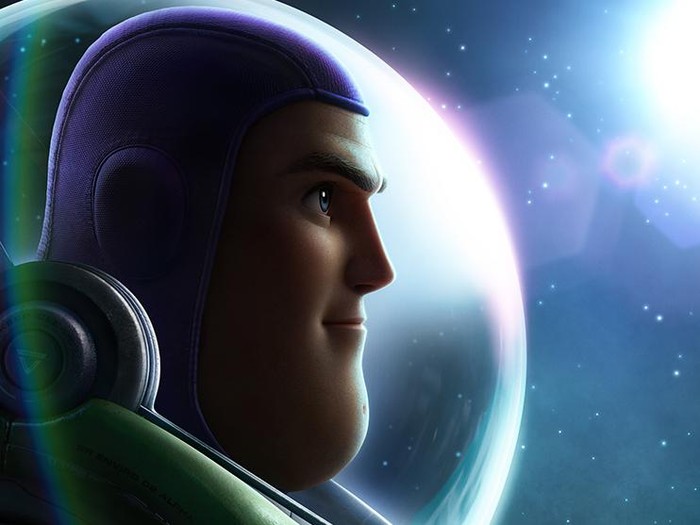 Poster baru Lightyear, film animasi Pixar terbaru, tayang Juni 2022.