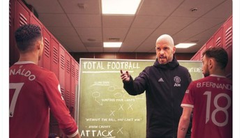 Ilustrasi bagaimana Ten Hag akan melatih di ruang ganti MU nanti. Foto: Twitter