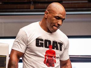 Mike Tyson Habiskan Rp 7,3 T untuk Puaskan Syahwatnya
