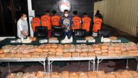 Ganja yang disita dari jaringan Aceh itu seberat 471,6 kilogram.
