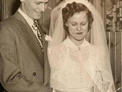 Rayakan Pernikahan ke 70, Foto-foto Pasangan Ini Bikin Hati Adem