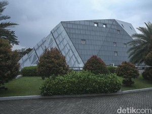 Deretan Masjid Unik di Rest Area Tol Trans Jawa