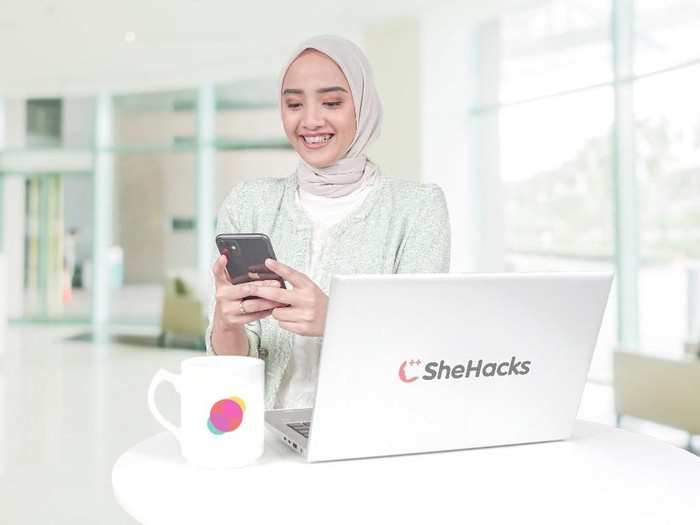 Indosat Ooredoo Hutchison kembali mengadakan SheHacks, program inkubasi khusus perempuan