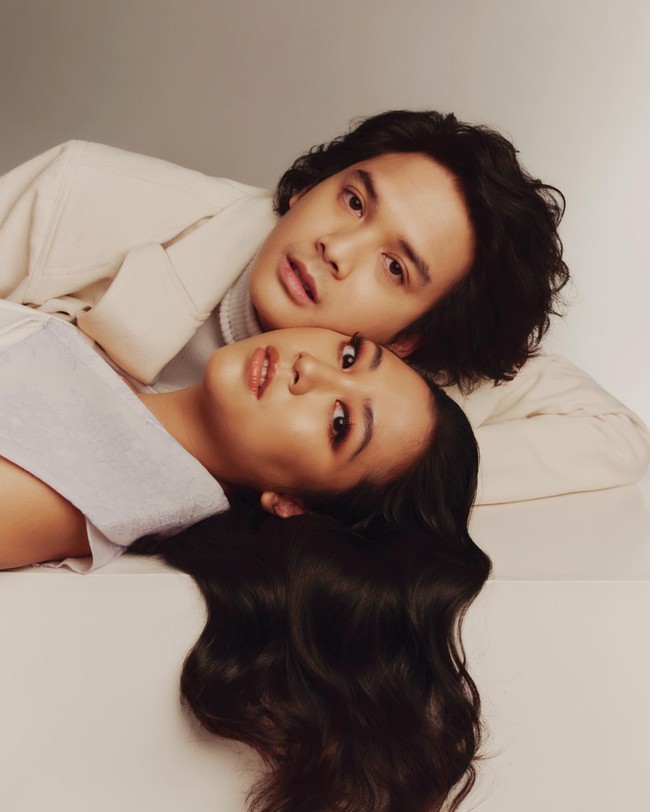 Tak hanya menghapus foto-foto Baskara dari akun Instagramnya, Sherina juga tampak melakukan unfollow semua teman-temannya di Instagram, termasuk sang suami.  Foto: Instagram