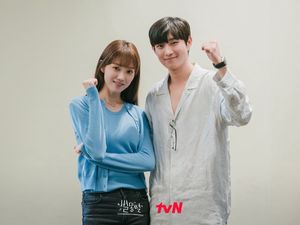 5 Fakta Shooting Stars, Drakor Romantis Kim Young Dae & Lee Sung Kyung