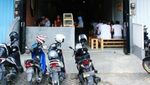 Kocak! 10 Spanduk Lucu Pedagang Bakso Ini Bikin Mikir Keras