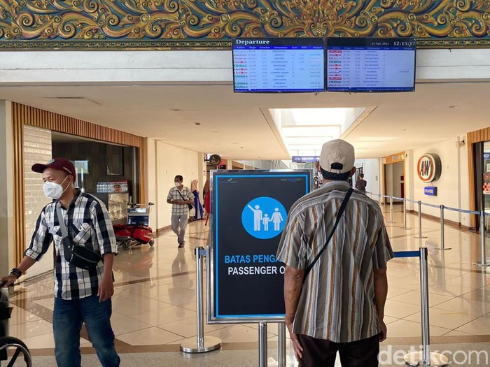 Suasana Bandara Juanda Surabaya di Sidoarjo jelang lebaran.