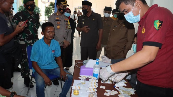Tes urine sopir AKAP di Sarolangun