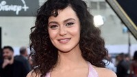 Lahir 28 Oktober 1986, May Calamawy debut di MCU lewat Moon Knight. Sebelumnya dia mencuri perhatian lewat proyek berjudul Ramy sebagai Dena Hassan. (Foto: AFP/VALERIE MACON) 