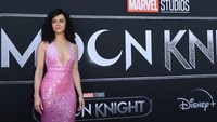 Di usia 22 tahun, May Calamawy didiagnosa mengidap alopecia. Penyakit yang sempat ramai dibahas usai insiden Chris Rock ditampar Will Smith di Oscar 2022. (Foto: AFP/VALERIE MACON) 