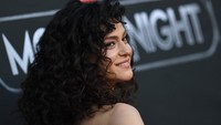 Selain main film dan serial televisi, May Calamawy juga mengisi suara Ellie Malik di video games NBA 2K21. Berbakat! (Foto: AFP/VALERIE MACON) 