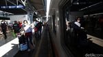 Terkini! Begini Suasana Arus Mudik di Stasiun Pasar Senen