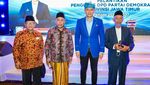 Potret Kebersamaan AHY, Khofifah-Emil Dardak di Satu Panggung, Ada Apa?