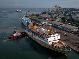 Aptrindo Tanjung Emas Mogok Buntut Pembatasan Operasional Angkutan Sumbu 3