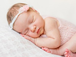 Daftar Nama Bayi Perempuan Sunda dan Artinya, Unik dan Cantik!