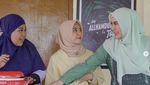 Cantiknya Adinda Azani Saat Ngemil Dessert dan Bersantai di Coffee Shop