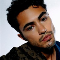 Darren sudah bercita-cita jadi aktor sejak usia lima tahun. Dia mulai serius menggeluti dunia akting saat duduk di bangku kuliah. Foto: Instagram/@darrenbarnet