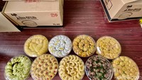 Kue kering selalu disuguhkan saat lebaran. Salah satu produsen kue kering terkenal di Tangerang adalah Dewi Cake. Foto: detikFood/Yenny Mustika Sari