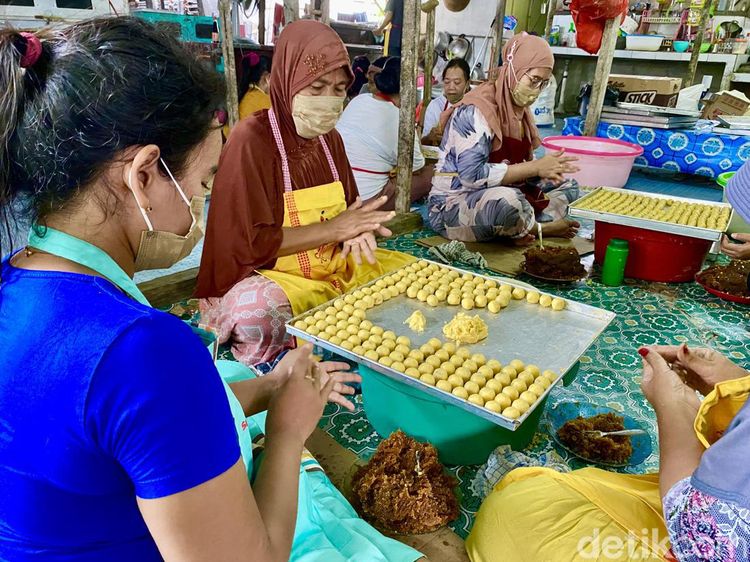 Mengintip Produksi Dewi Cake di Tangerang yang Beromzet Rp 300 Juta