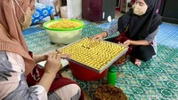 Dulunya kue kering Dewi Cake laku beberapa stoples saja. Kini bisa menjual puluhan ribu toples. Foto: detikFood/Yenny Mustika Sari