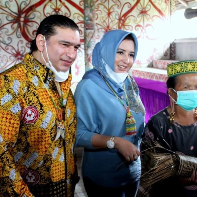 Selain jadi Bupati Pekalongan, Fadia adalah Ketua DPD Partai Golkar Kabupaten Pekalongan dan Ketua KNPI Jawa Tengah periode 2016-2021.Foto: Instagram @ashraff_abu