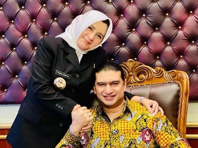 8 Potret Terbaru Fadia A Rafiq, Penyanyi Dangdut yang Jadi Bupati Pekalongan
