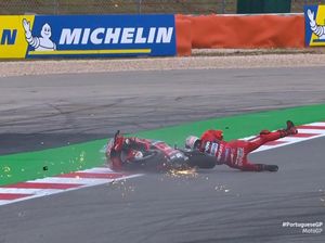 MotoGP Portugal 2022: Bagnaia Crash, Masuk Rumah Sakit