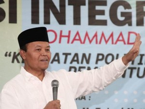 Isu Presiden 3 Periode, HNW Minta Pejabat Patuh pada Konstitusi