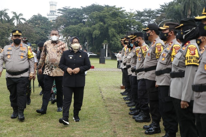Kapolres Bogor AKBP Iman Imanuddin dan Bupati Bogor Ade Yasin (Diskominfo Kabupaten Bogor)