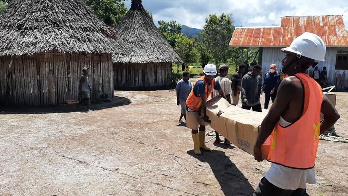 Pekerja BTS di Papua