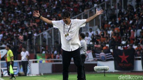 Pelatih Bali United Stefano Cuggura Teco